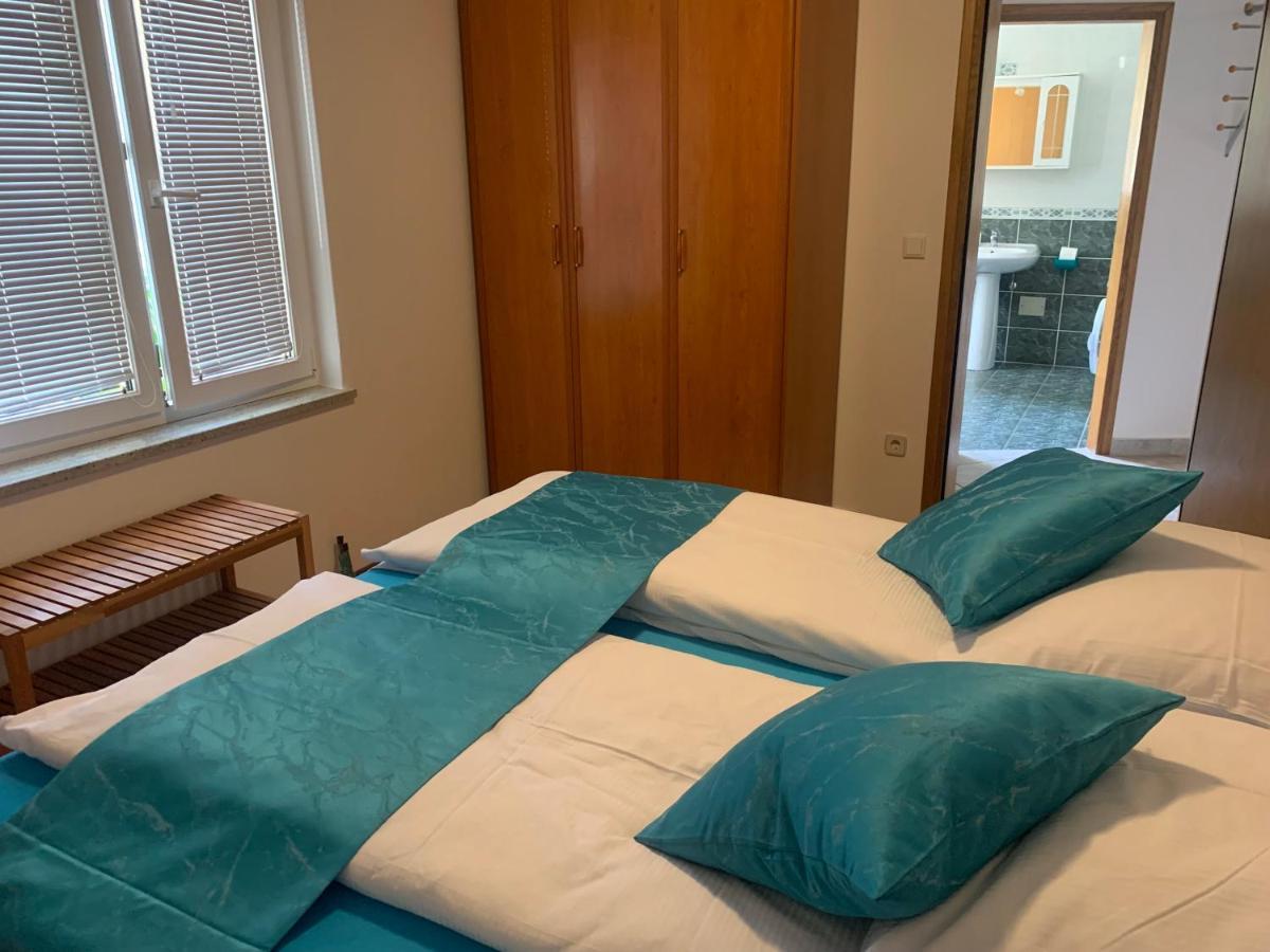 Apartmani Auer Pjescana Uvala Extérieur photo