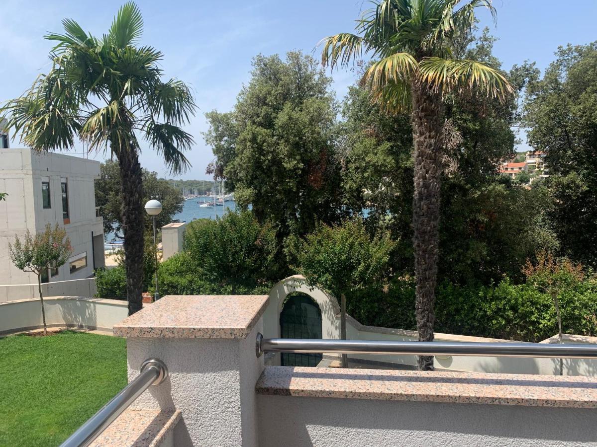 Apartmani Auer Pjescana Uvala Extérieur photo