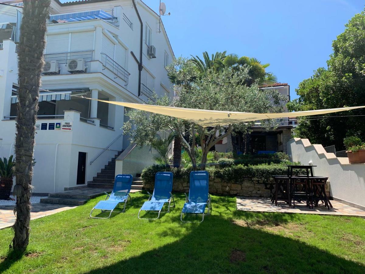 Apartmani Auer Pjescana Uvala Extérieur photo